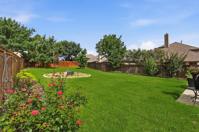 8313 Primrose Trail, Lantana, TX 76226