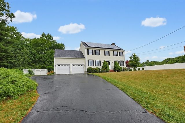 1530 Maple St, Dighton, MA 02764