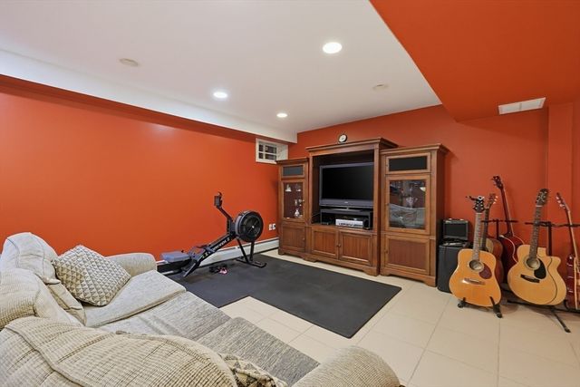 1530 Maple St, Dighton, MA 02764