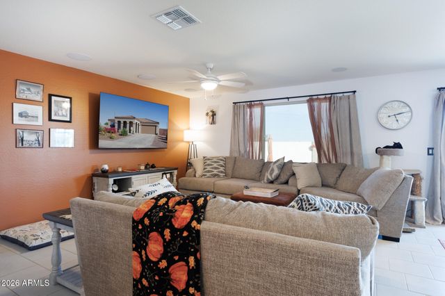 1477 E JAYCIE Drive, Casa Grande, AZ 85122