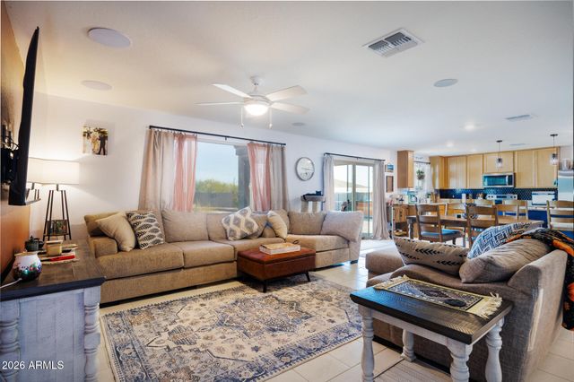 1477 E JAYCIE Drive, Casa Grande, AZ 85122