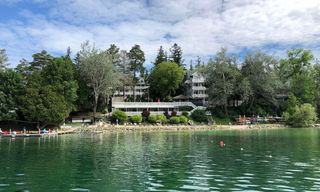 281 Victorian Village DRIVE #26, Elkhart Lake, WI 53020