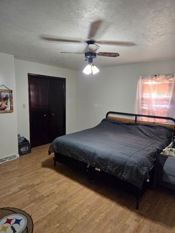 4871 County Line Rd, Scott Twp, PA 16101