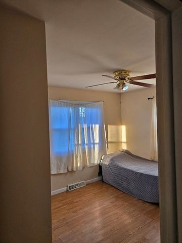 4871 County Line Rd, Scott Twp, PA 16101