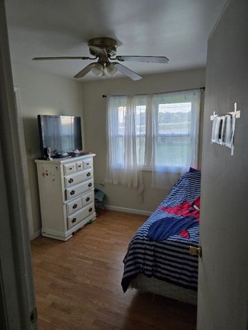 4871 County Line Rd, Scott Twp, PA 16101