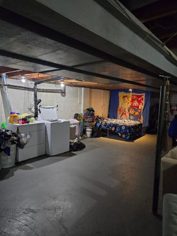 4871 County Line Rd, Scott Twp, PA 16101