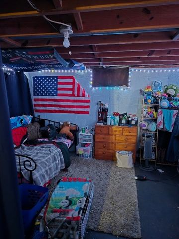 4871 County Line Rd, Scott Twp, PA 16101