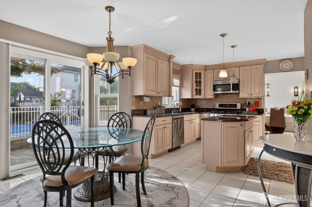 22 brandywine Drive, Matawan, NJ 07747
