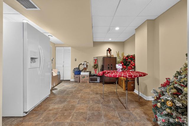 22 brandywine Drive, Matawan, NJ 07747