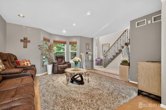 22 brandywine Drive, Matawan, NJ 07747