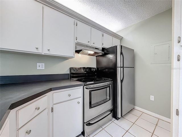 1372 PINE RIDGE CIRCLE E H3, Tarpon Springs, FL 34688