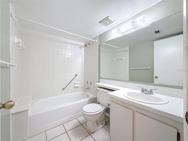 1372 PINE RIDGE CIRCLE E H3, Tarpon Springs, FL 34688