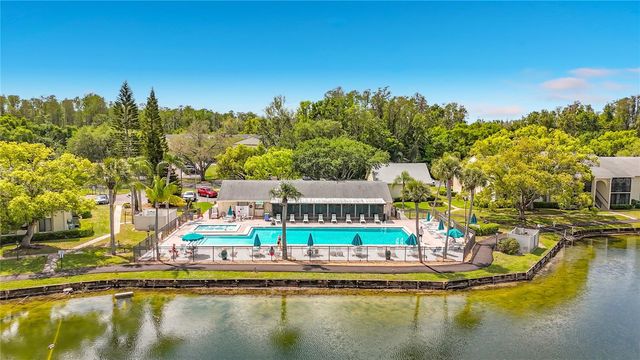 1372 PINE RIDGE CIRCLE E H3, Tarpon Springs, FL 34688