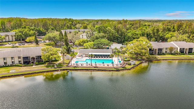 1372 PINE RIDGE CIRCLE E H3, Tarpon Springs, FL 34688