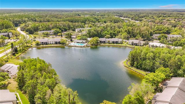 1372 PINE RIDGE CIRCLE E H3, Tarpon Springs, FL 34688