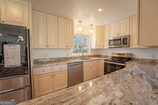 298 Faulkner Street, Cleveland, GA 30528