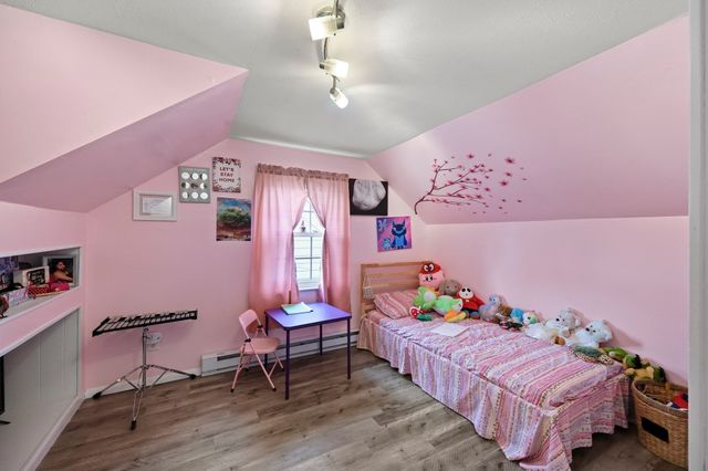 83 Oklahoma St, Springfield, MA 01104