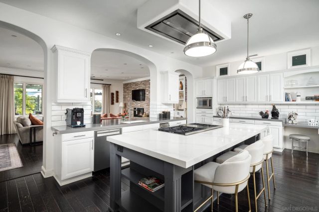 6171 Avenida Del Duque, Rancho Santa Fe, CA 92067