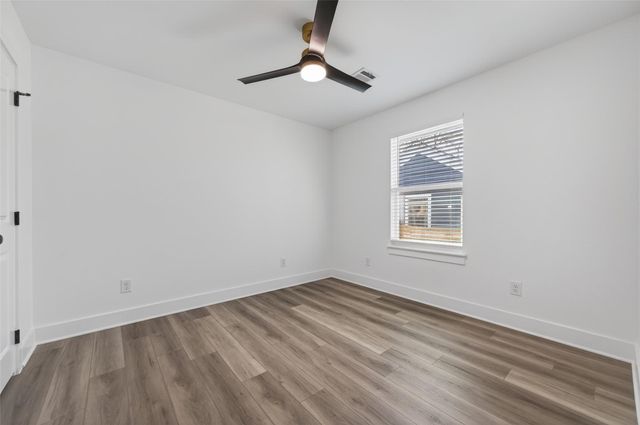 512 W Jefferson Street, Brenham, TX 77833