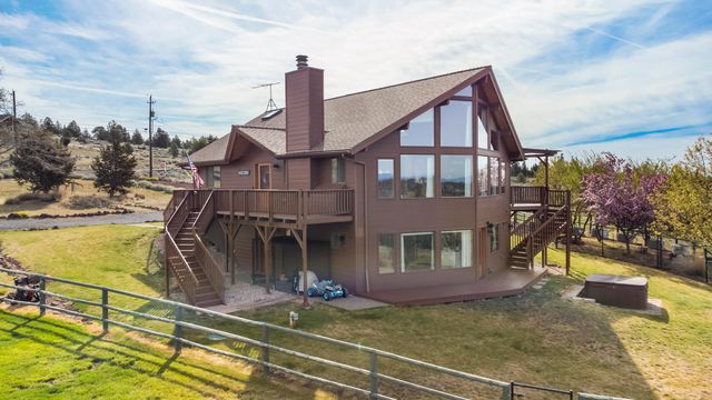 10127 SW Shad Road, Terrebonne, OR 97760
