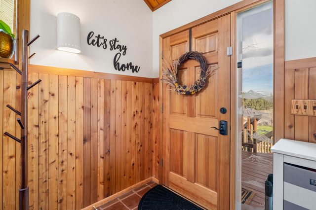 10127 SW Shad Road, Terrebonne, OR 97760