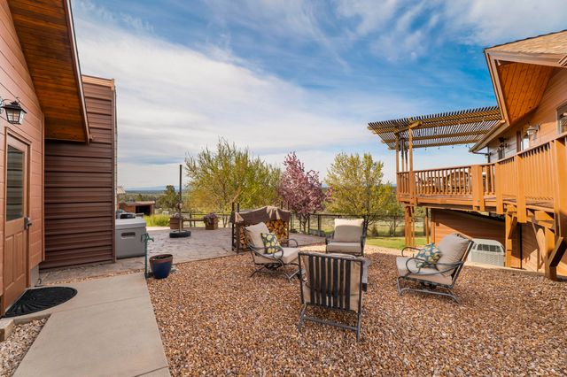 10127 SW Shad Road, Terrebonne, OR 97760