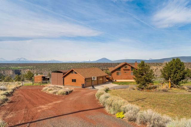 10127 SW Shad Road, Terrebonne, OR 97760