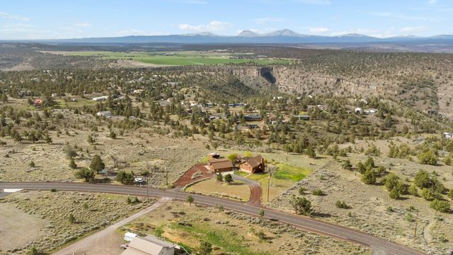 10127 SW Shad Road, Terrebonne, OR 97760