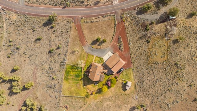 10127 SW Shad Road, Terrebonne, OR 97760