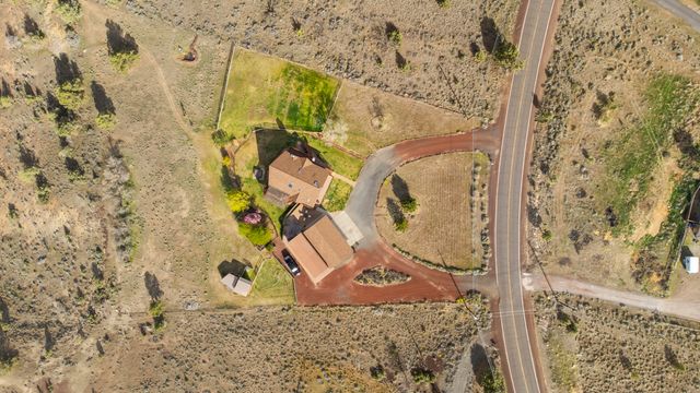 10127 SW Shad Road, Terrebonne, OR 97760