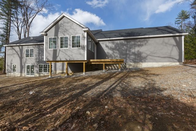 54 Haystack Circle, Pelham, NH 03076