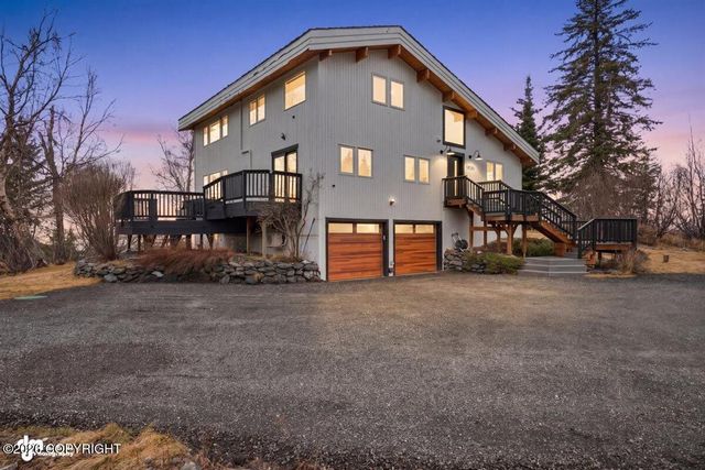 17020 Belarde Avenue, Anchorage, AK 99516