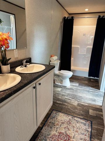 322 Cut Off Road, Orangeburg, SC 29115