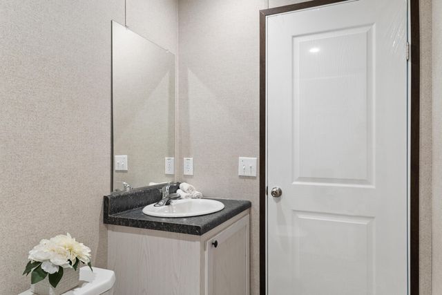 322 Cut Off Road, Orangeburg, SC 29115