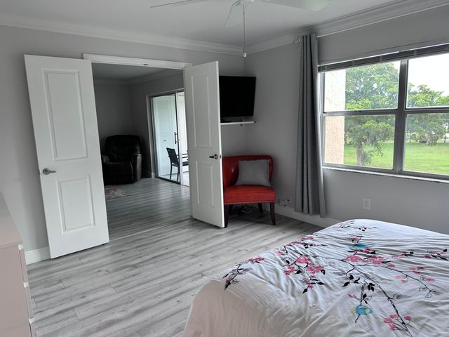 9300 Sunrise Lakes Boulevard 309, Sunrise, FL 33322