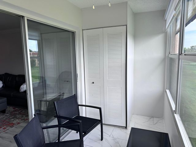 9300 Sunrise Lakes Boulevard 309, Sunrise, FL 33322