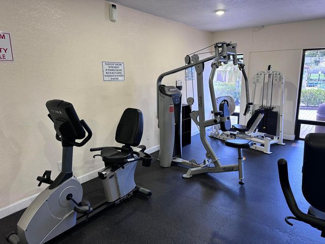 9300 Sunrise Lakes Boulevard 309, Sunrise, FL 33322