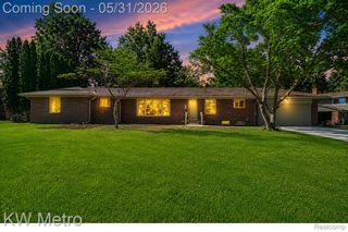 36125 Paddleford Road, Farmington Hills, MI 48331