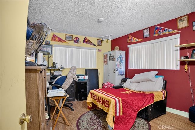 16042 Kittridge, Van Nuys, CA 91406
