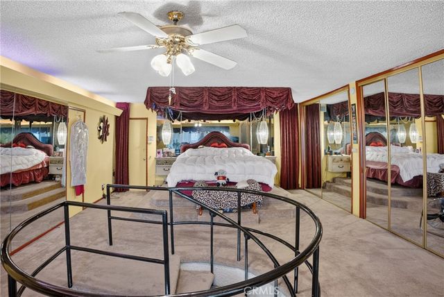 16042 Kittridge, Van Nuys, CA 91406