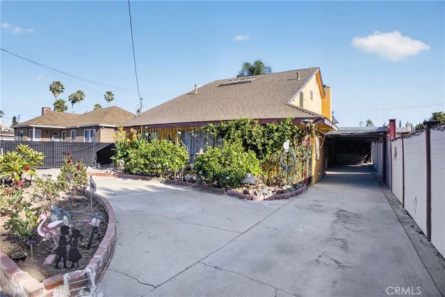 16042 Kittridge, Van Nuys, CA 91406
