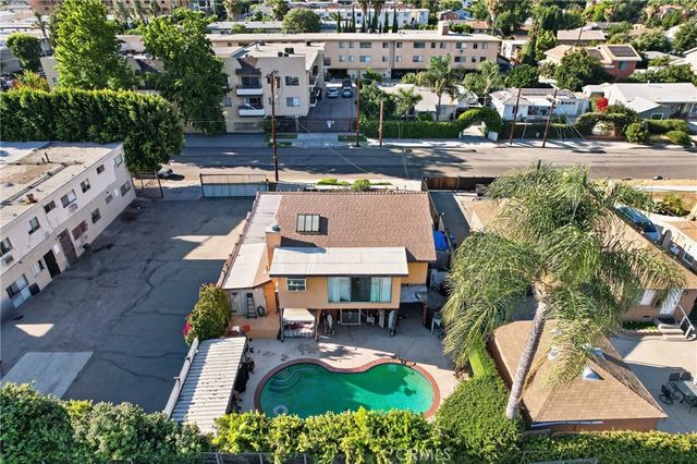 16042 Kittridge, Van Nuys, CA 91406