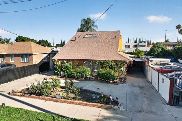 16042 Kittridge, Van Nuys, CA 91406