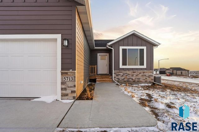 5713 W Cushman St Street, Sioux Falls, SD 57107