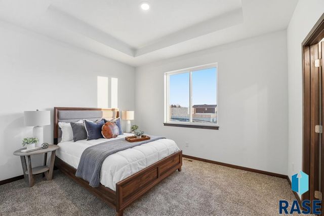 5713 W Cushman St Street, Sioux Falls, SD 57107