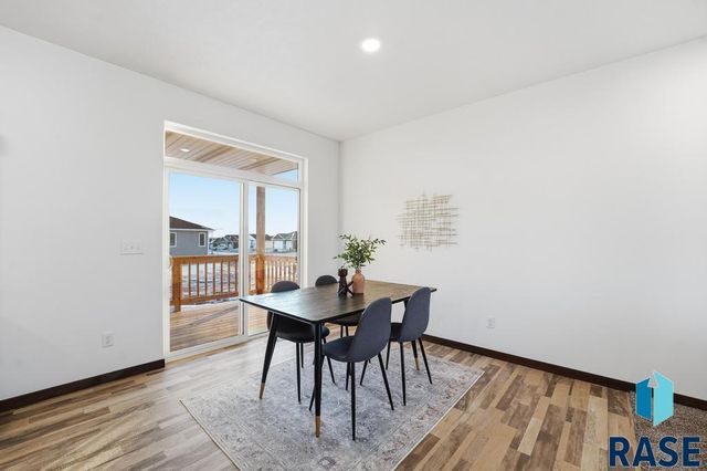 5713 W Cushman St Street, Sioux Falls, SD 57107