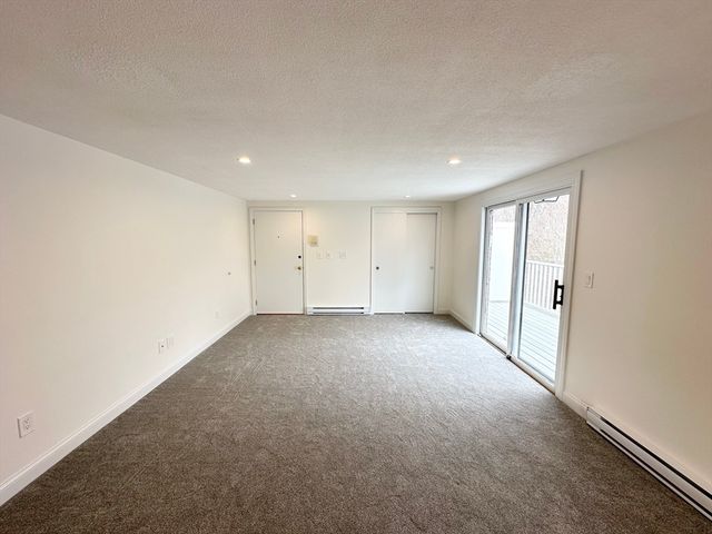 3 Franzone Drive D, Haverhill, MA 01835