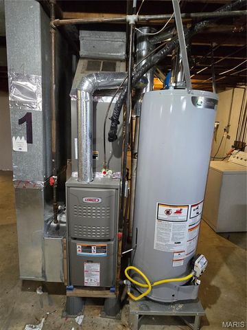 1 Bruce Drive, Florissant, MO 63031