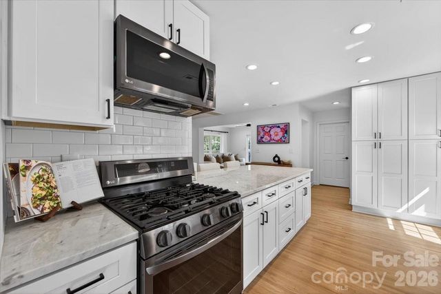 3817 Flowerfield Road, Charlotte, NC 28210