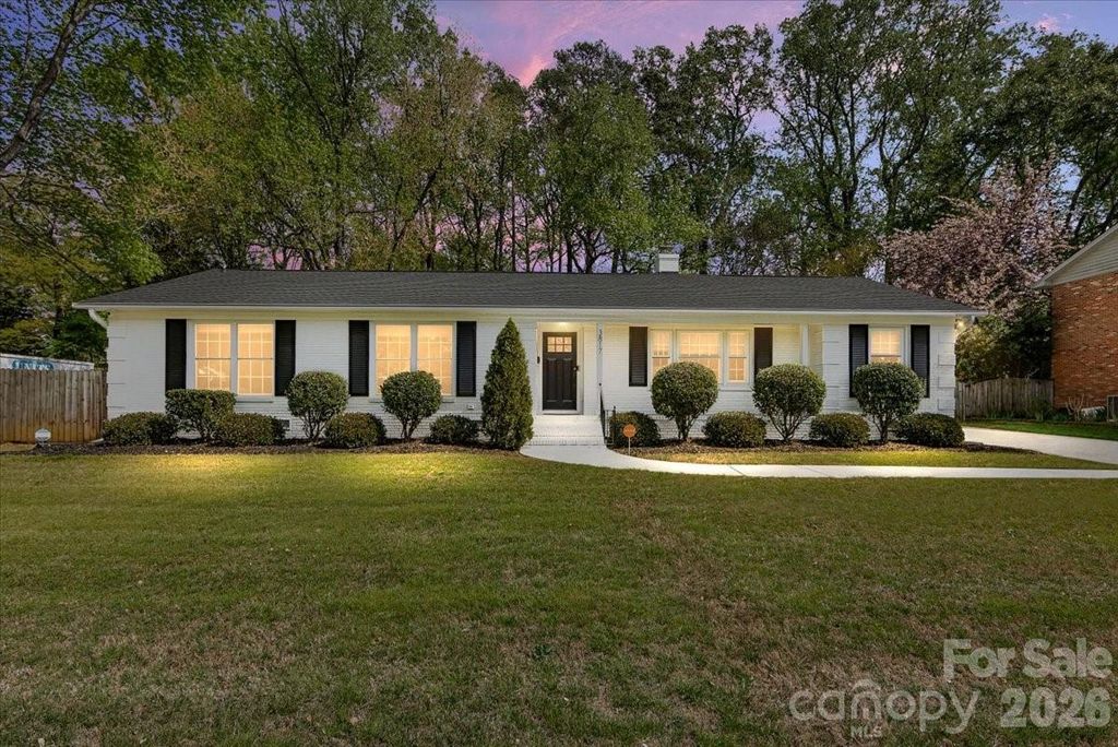 3817 Flowerfield Road, Charlotte, NC 28210